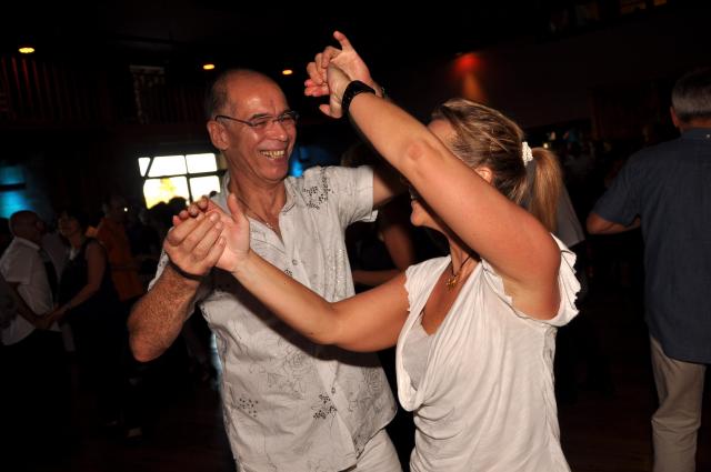min 2010 10 10 station danse 100